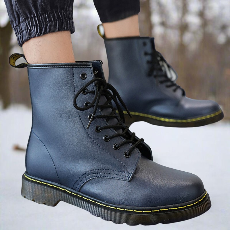 Elegant lace-up boots